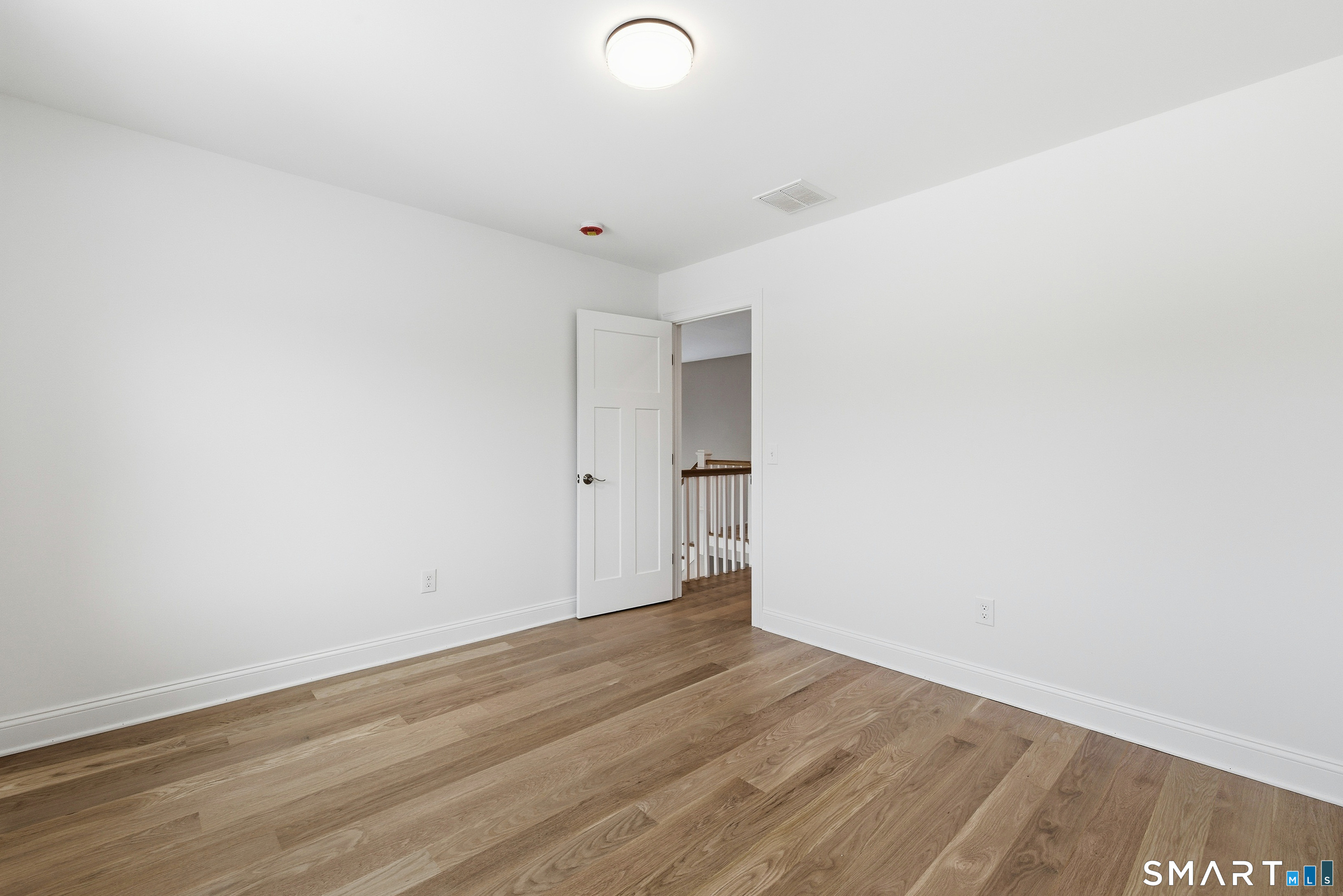 42 Holcomb Street Simsbury CT 06070