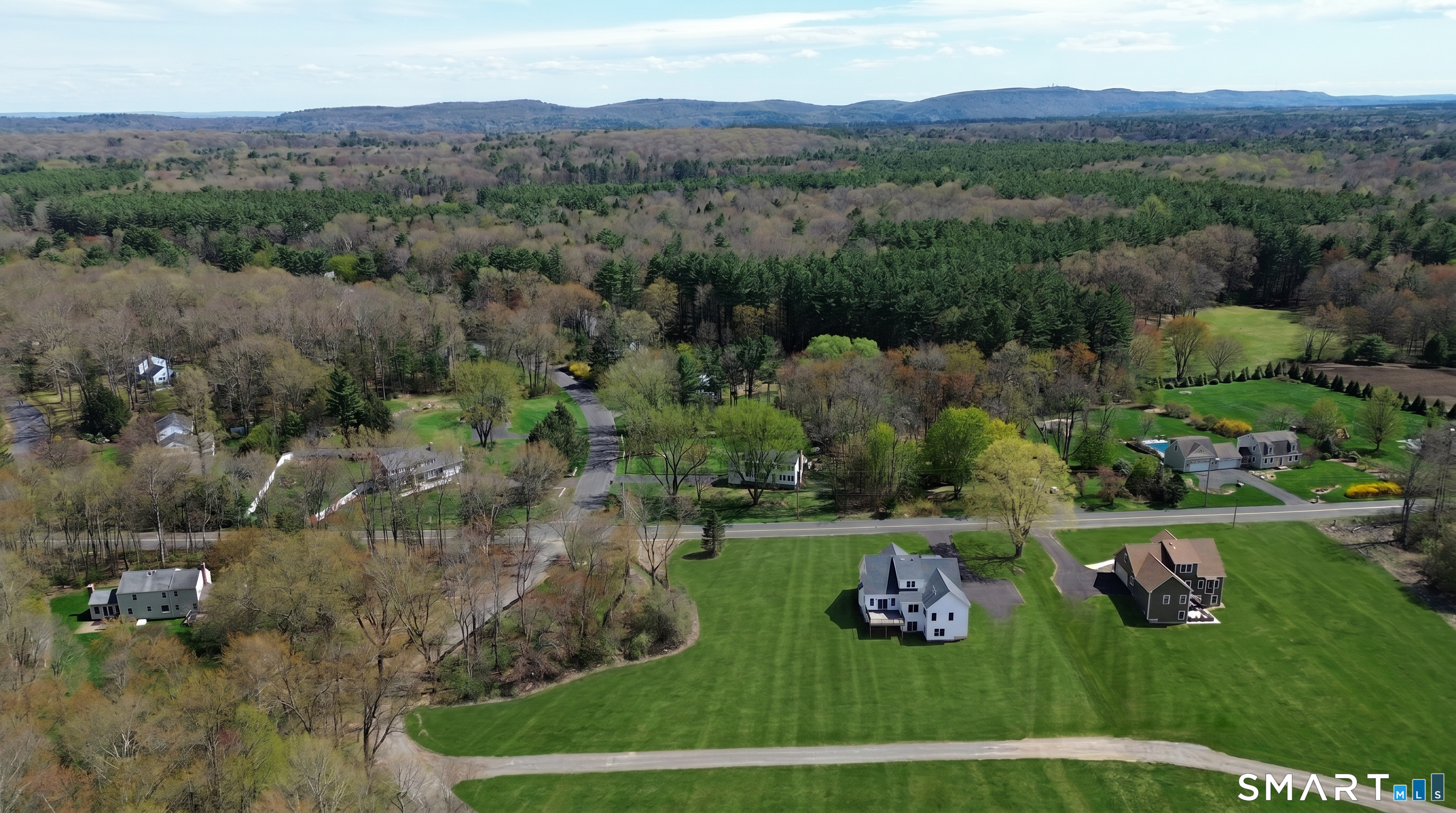 42 Holcomb Street Simsbury CT 06070