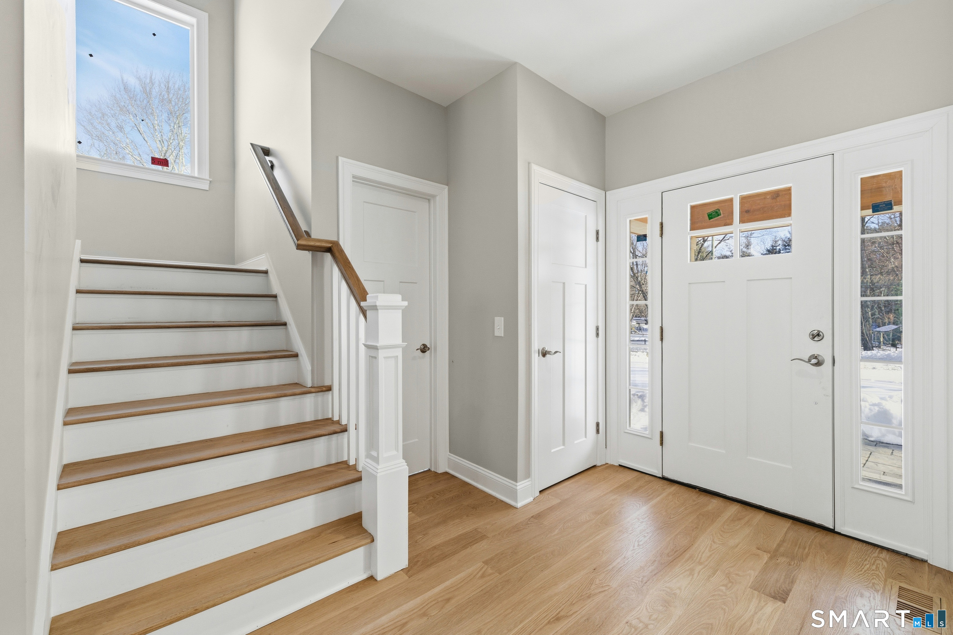 42 Holcomb Street Simsbury CT 06070