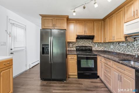 19 Kent Court Middletown CT 06457
