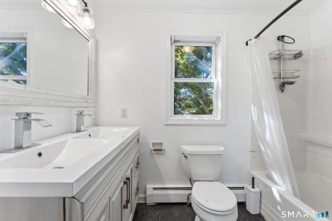 19 Kent Court Middletown CT 06457