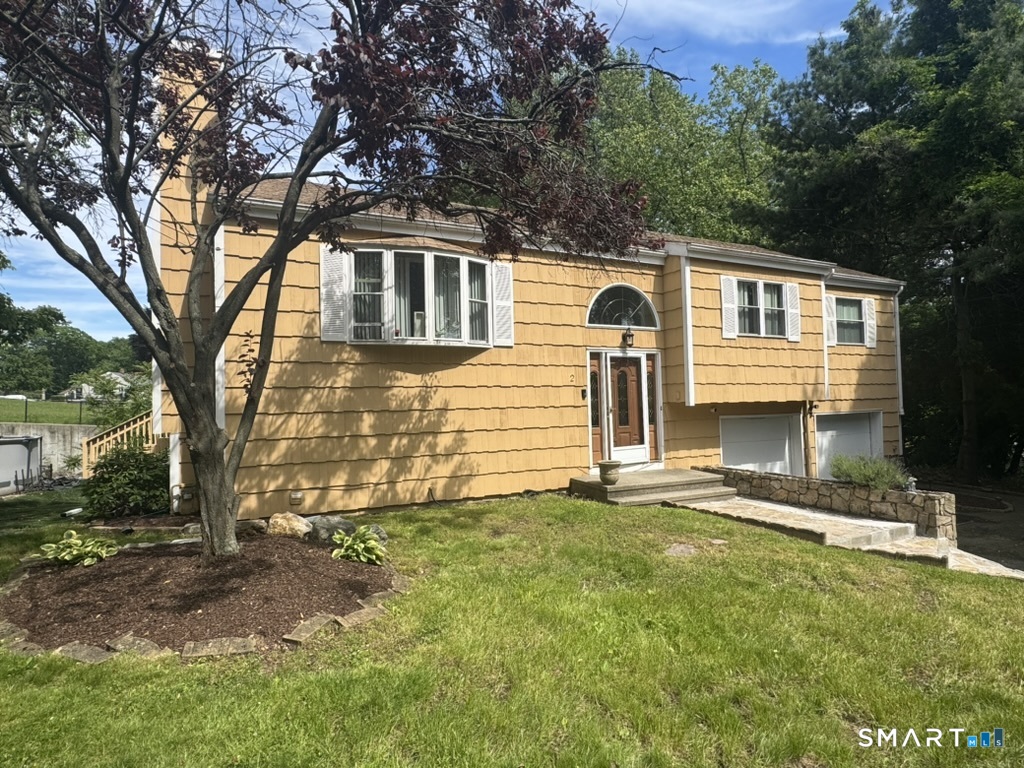 2 Chatham Terrace Bridgeport CT 06606