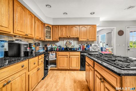 2 Chatham Terrace Bridgeport CT 06606