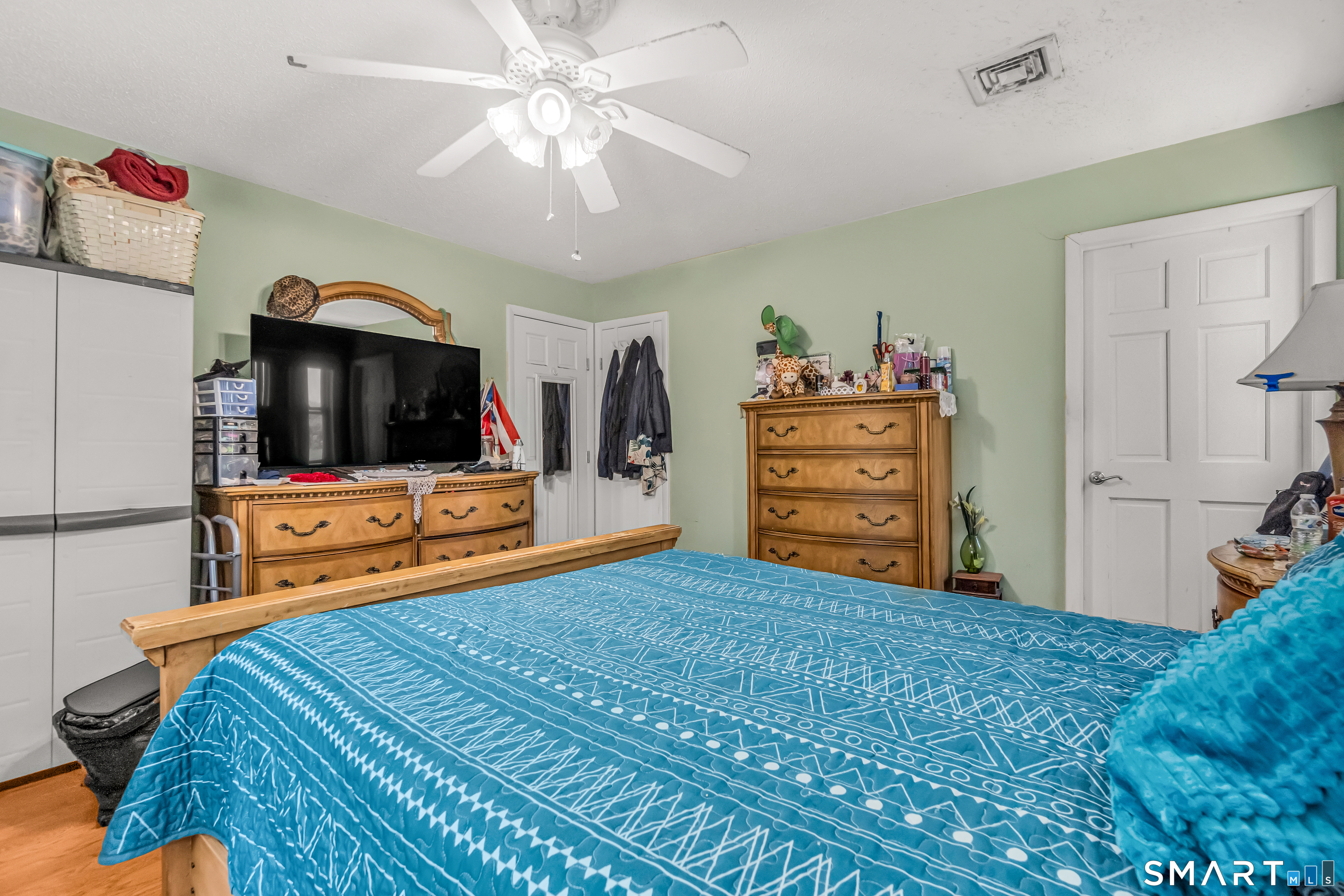 2 Chatham Terrace Bridgeport CT 06606