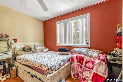 2 Chatham Terrace Bridgeport CT 06606