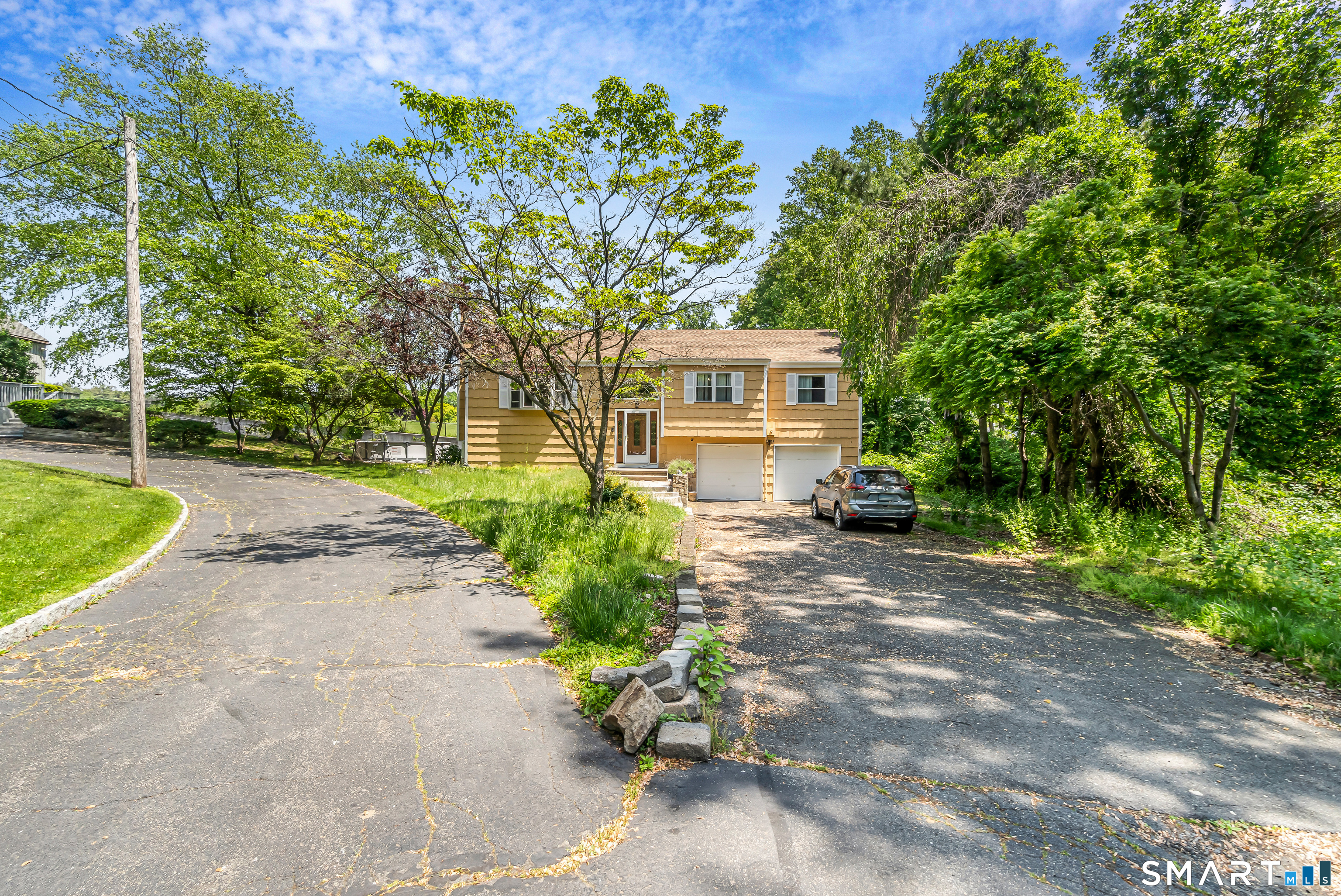 2 Chatham Terrace Bridgeport CT 06606