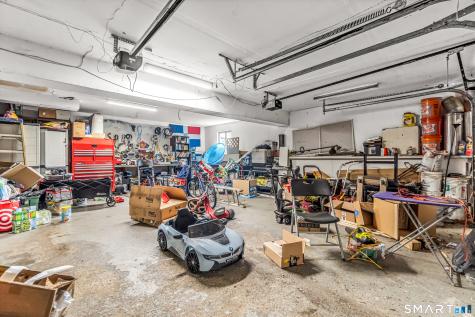 2 Chatham Terrace Bridgeport CT 06606
