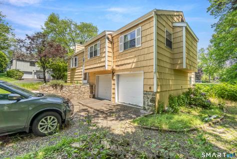 2 Chatham Terrace Bridgeport CT 06606
