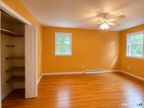 21 Larson Drive North Haven CT 06473