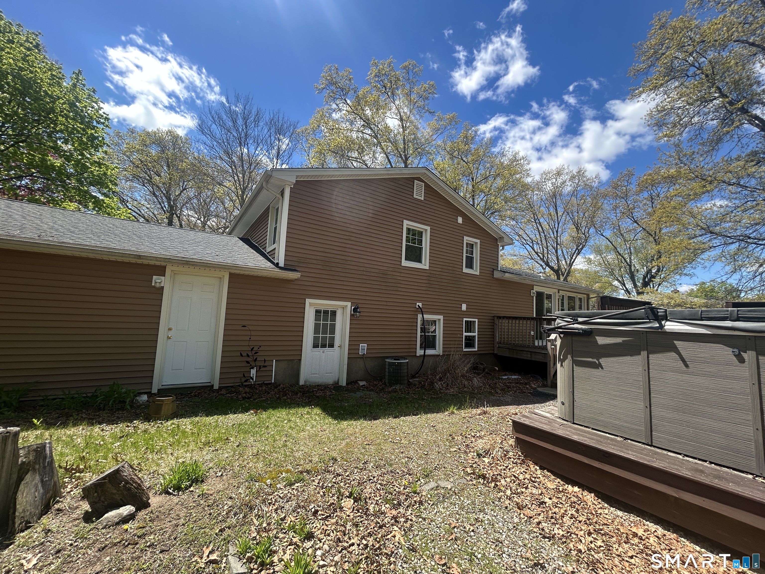 21 Larson Drive North Haven CT 06473