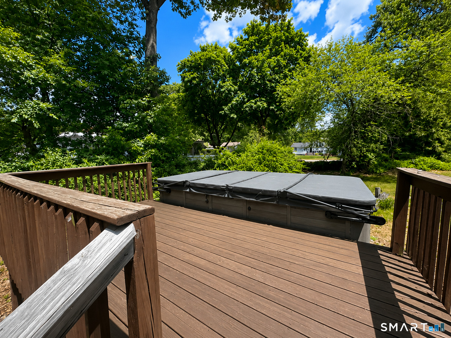 21 Larson Drive North Haven CT 06473