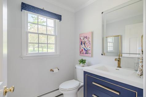 20 Laura Drive Danbury CT 06811