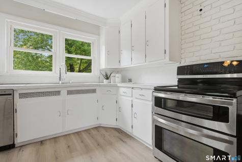 70 Prospect Pl Extension East Haven CT 06512
