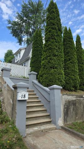 18 Greenmount Terrace Waterbury CT 06708