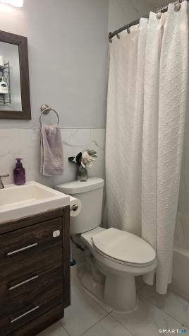 18 Greenmount Terrace Waterbury CT 06708