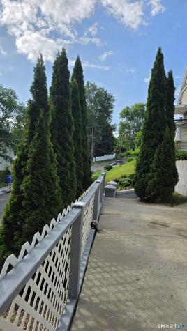 18 Greenmount Terrace Waterbury CT 06708