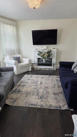 18 Greenmount Terrace Waterbury CT 06708