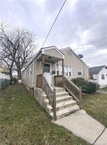 61 Wayland Street Hartford CT 06114