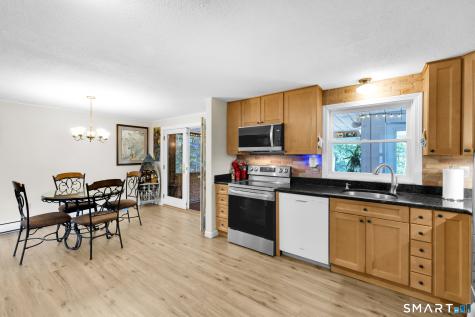 81 Briarwood Drive Guilford CT 06437