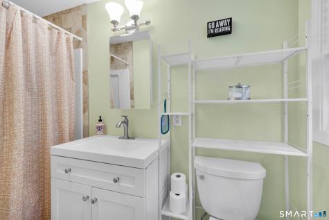 81 Briarwood Drive Guilford CT 06437