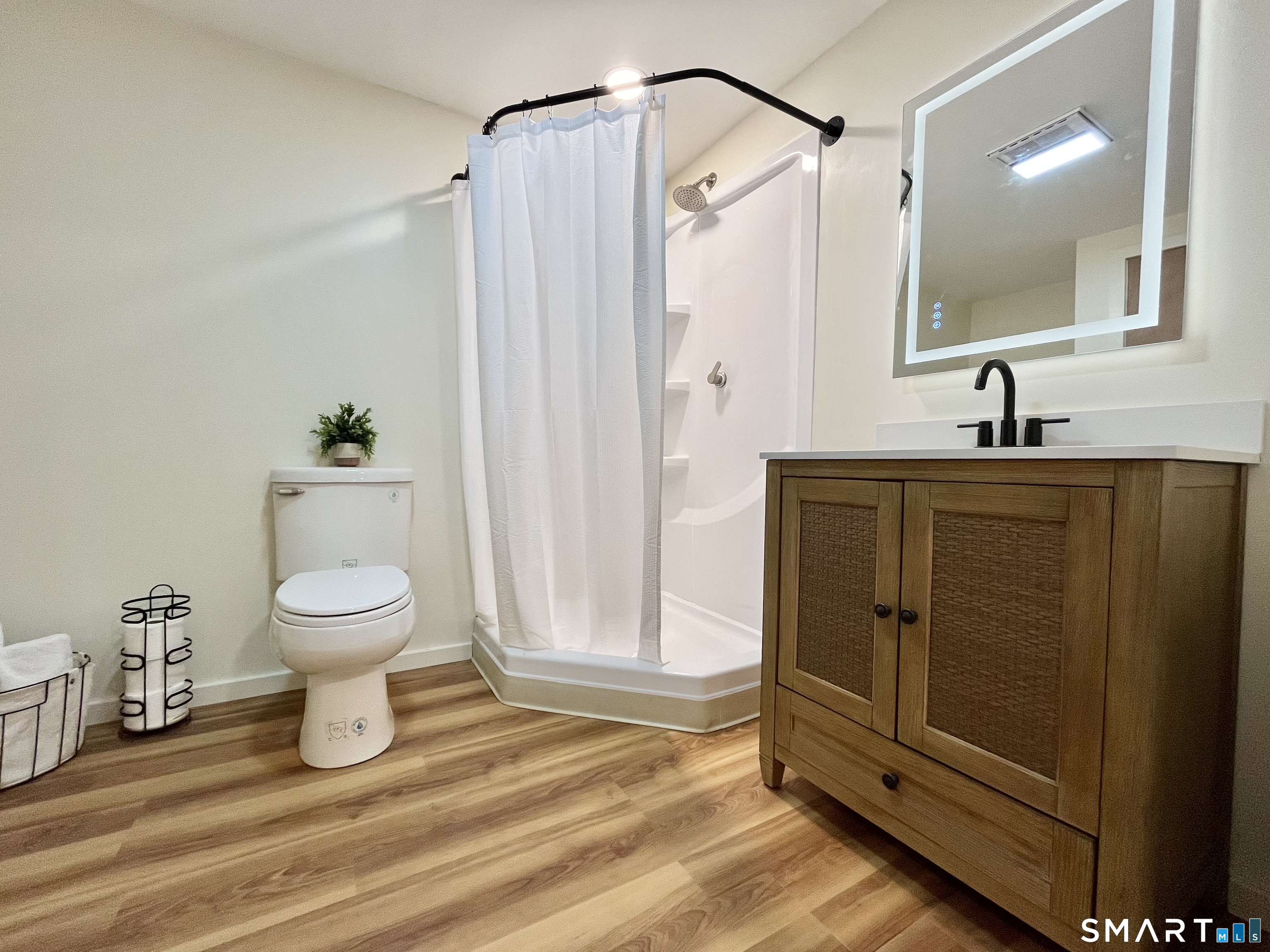 81 Briarwood Drive Guilford CT 06437