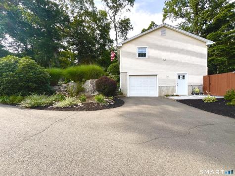 81 Briarwood Drive Guilford CT 06437
