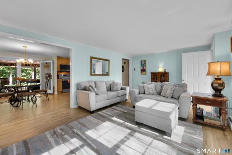 81 Briarwood Drive Guilford CT 06437
