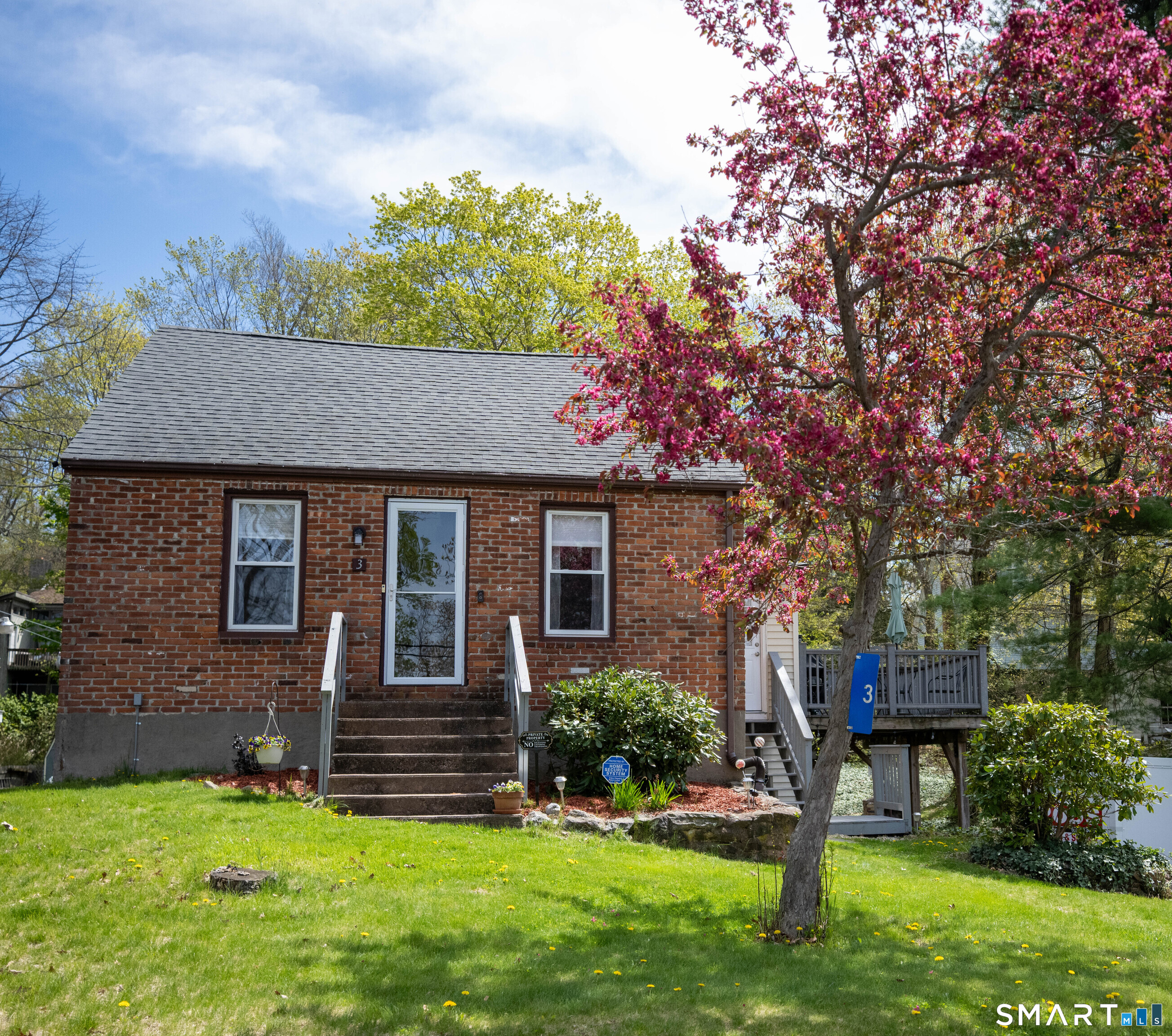 3 Brook Trail East Hampton CT 06424