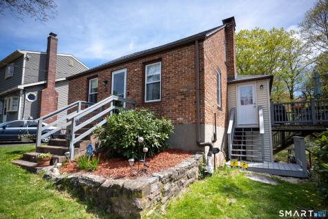 3 Brook Trail East Hampton CT 06424