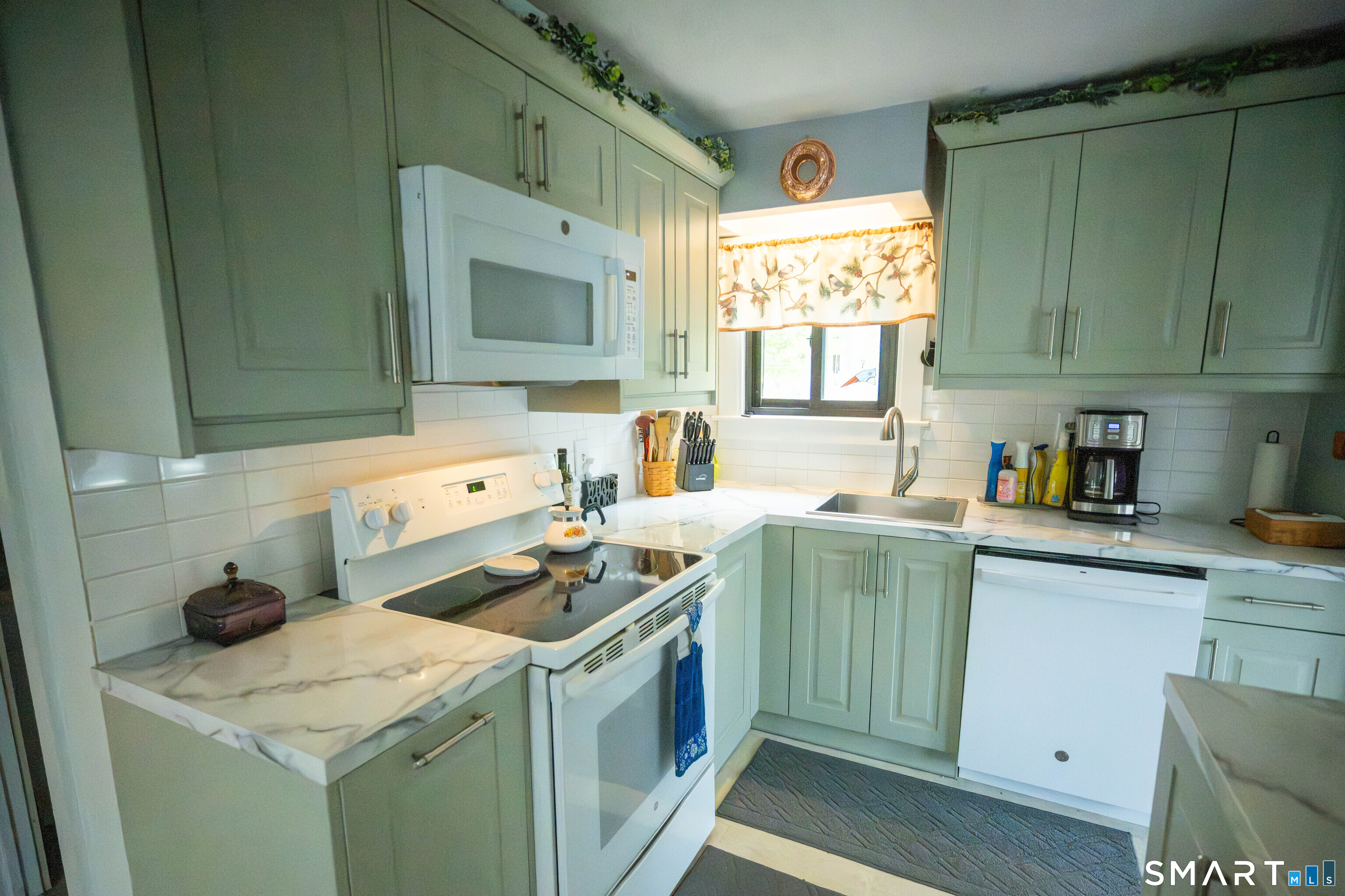 3 Brook Trail East Hampton CT 06424