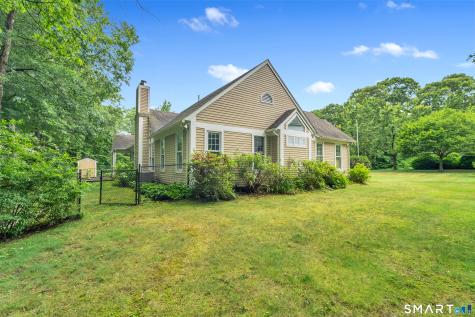 19 Whitehall Lane Groton CT 06355