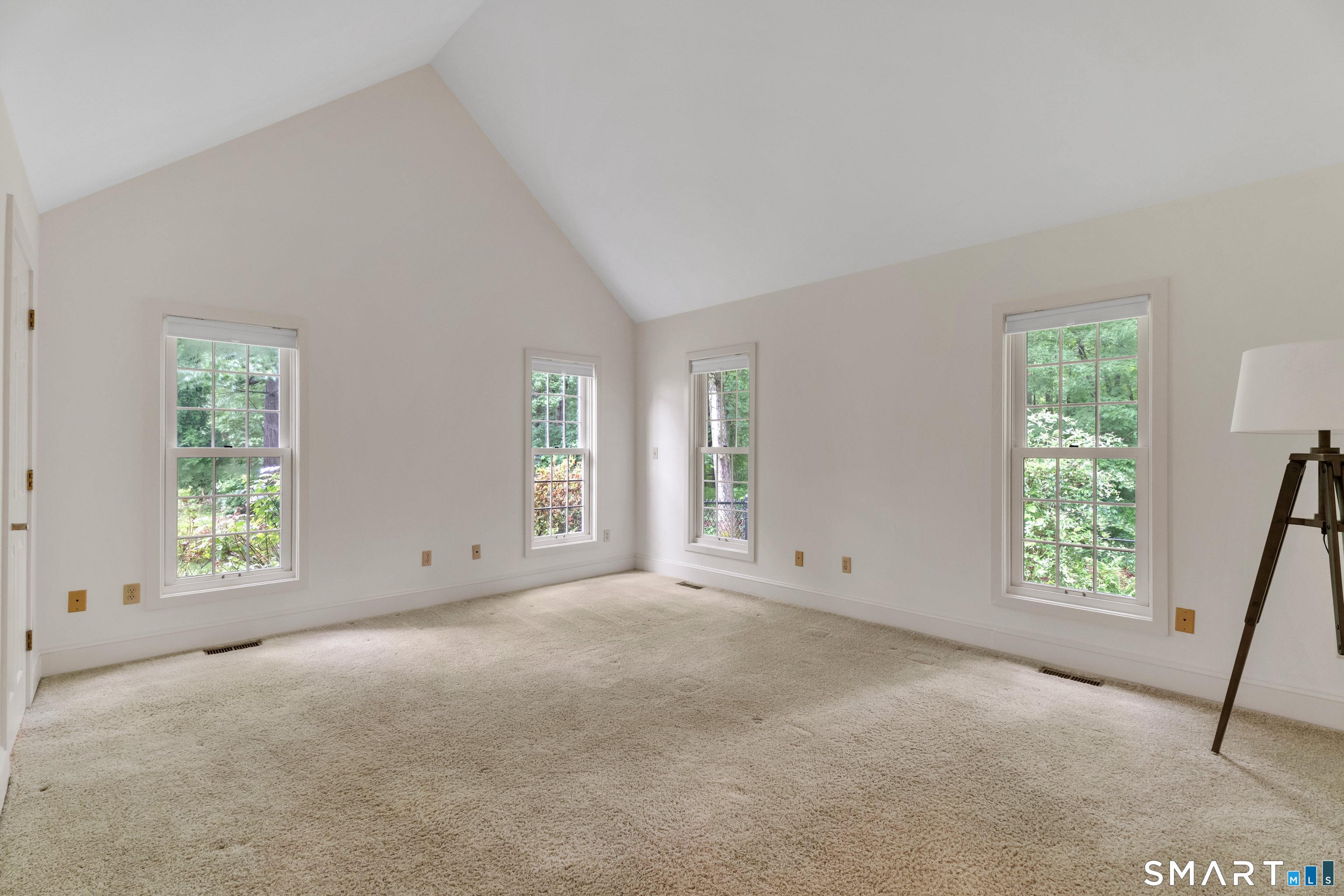 19 Whitehall Lane Groton CT 06355