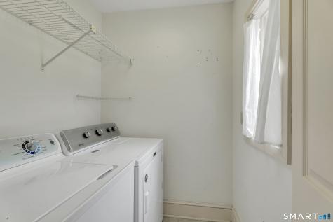 19 Whitehall Lane Groton CT 06355
