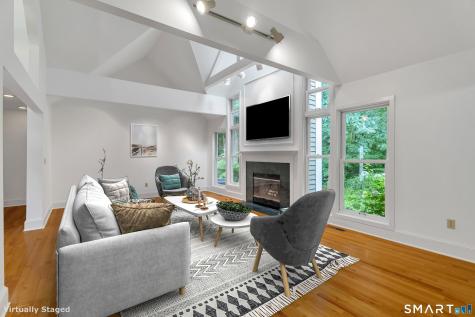19 Whitehall Lane Groton CT 06355
