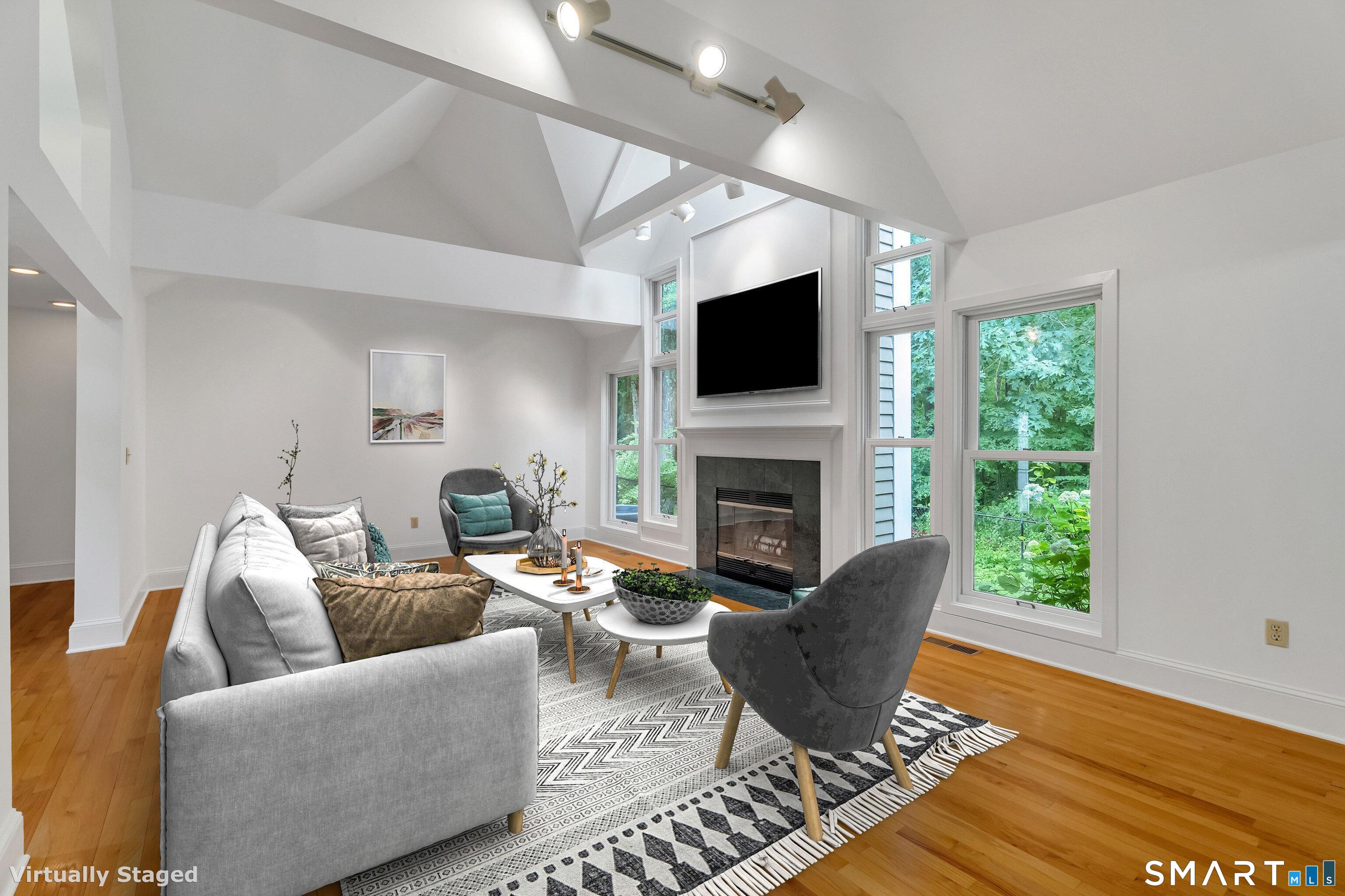 19 Whitehall Lane Groton CT 06355
