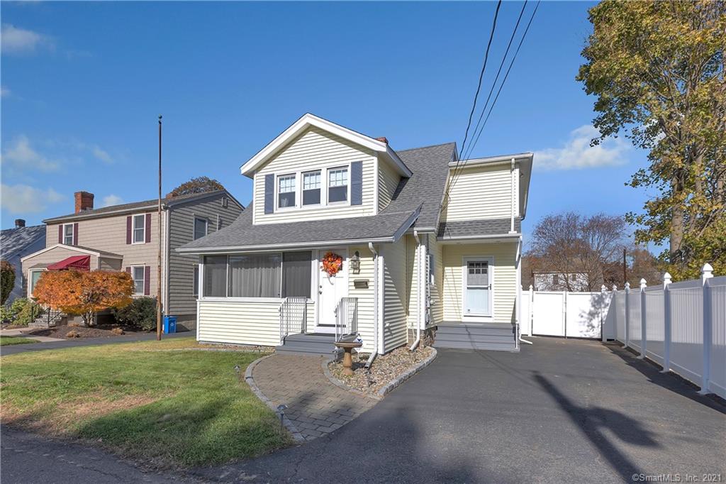 30 Newton Street Stratford CT 06614