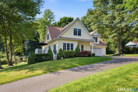 16 Blueberry Hill Road Bridgewater CT 06752