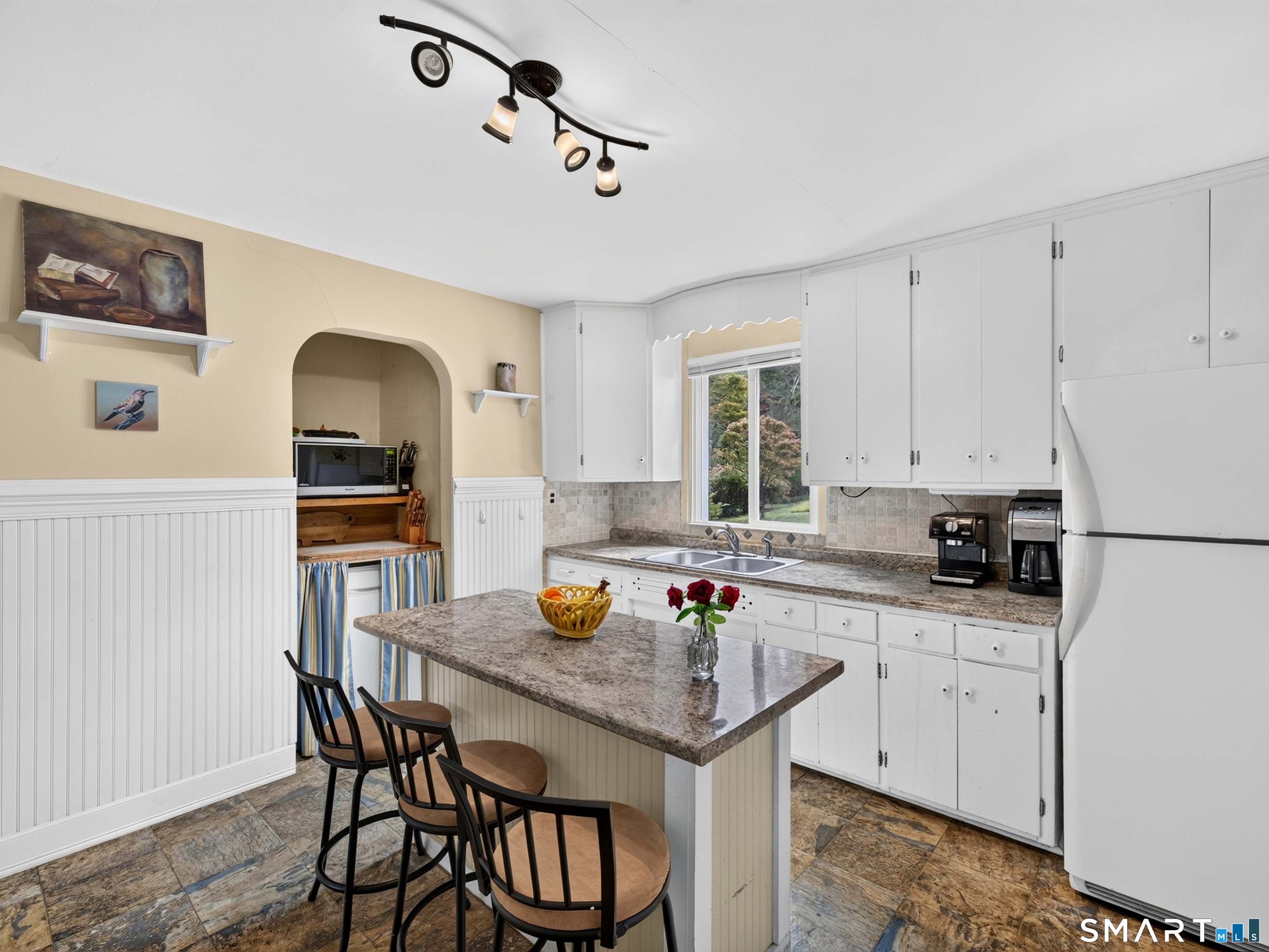 45 Lathrop Road Waterford CT 06375