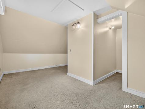 45 Lathrop Road Waterford CT 06375