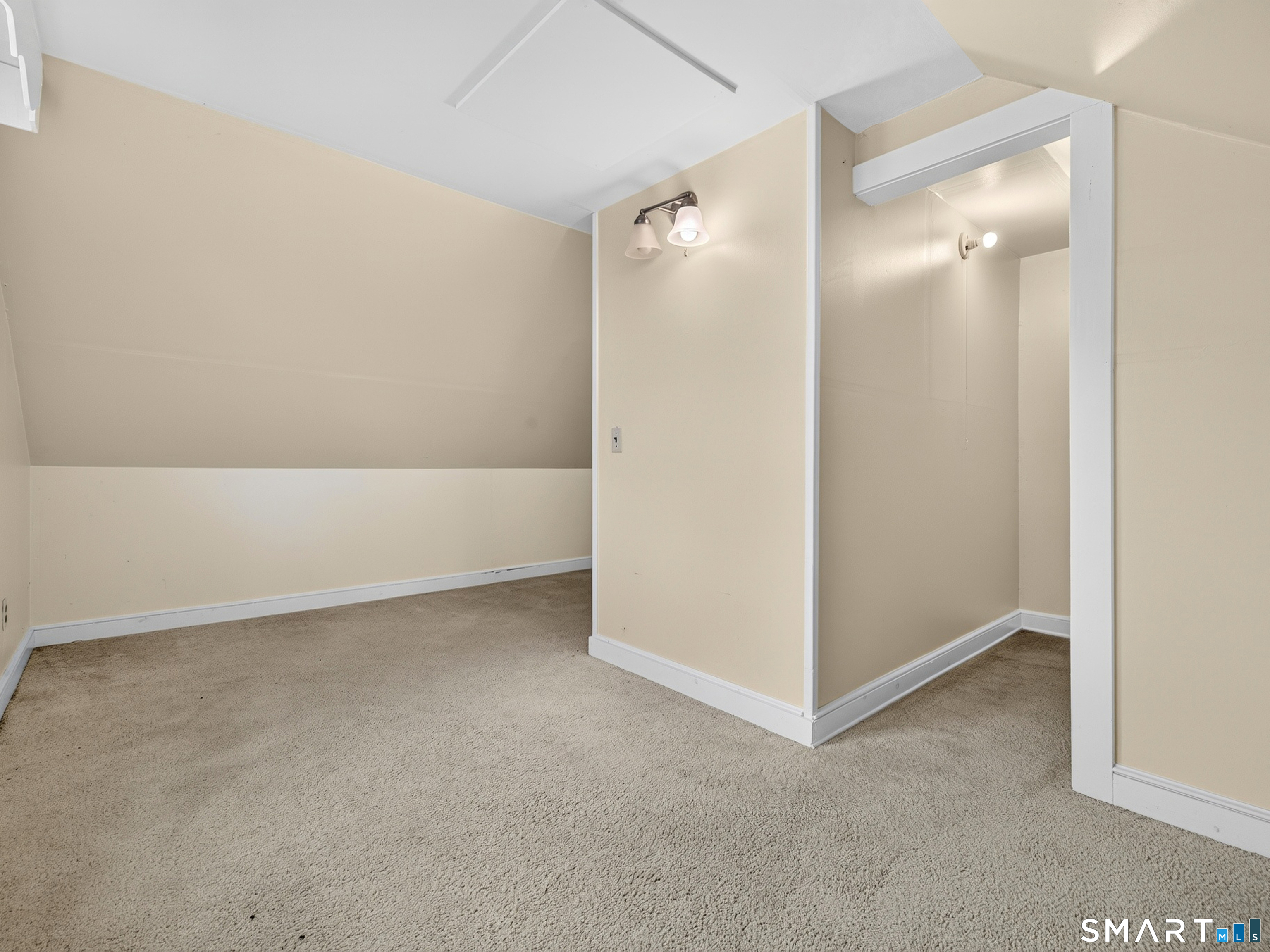 45 Lathrop Road Waterford CT 06375