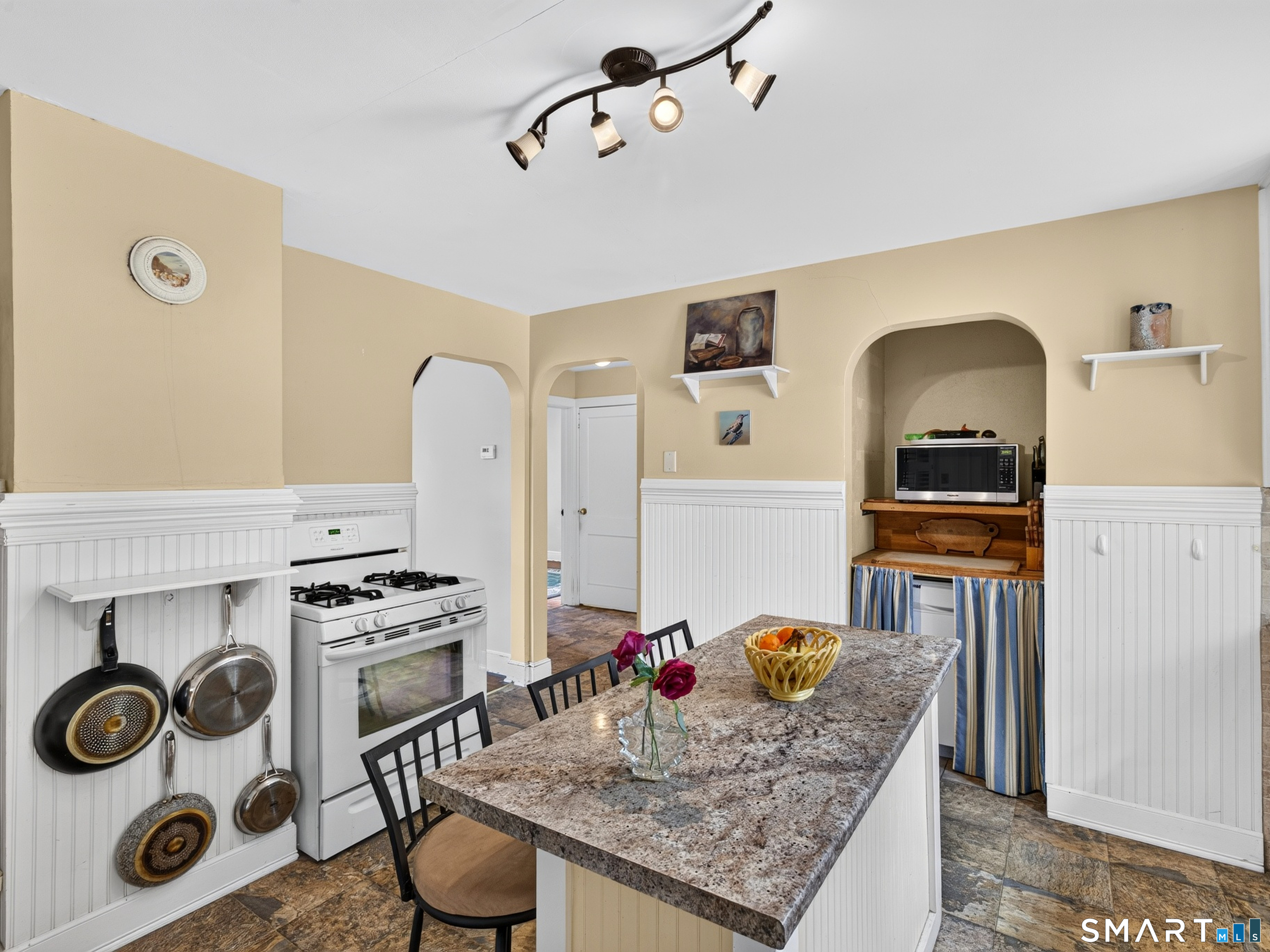 45 Lathrop Road Waterford CT 06375
