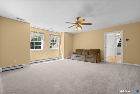 14 Wychwood Lane Oxford CT 06478