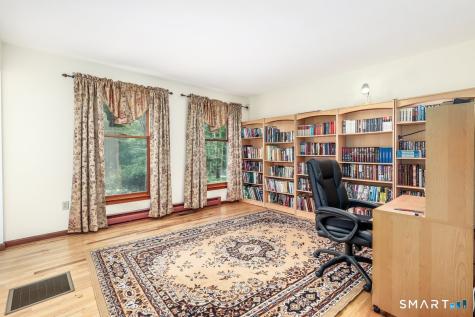 18 Stephanie Drive New Milford CT 06776