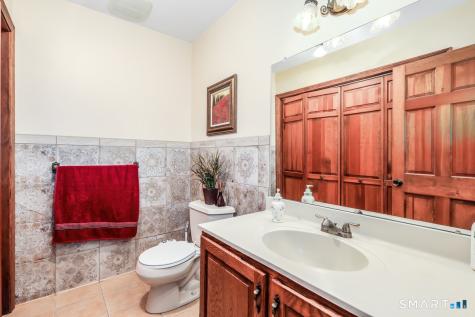 18 Stephanie Drive New Milford CT 06776