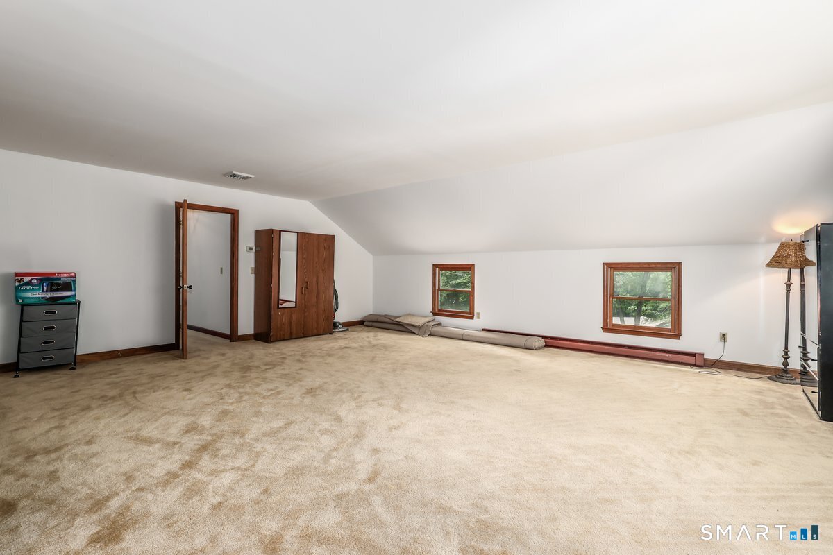 18 Stephanie Drive New Milford CT 06776