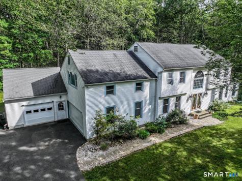 18 Stephanie Drive New Milford CT 06776