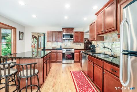 18 Stephanie Drive New Milford CT 06776