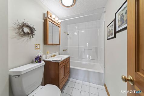 50 Summit Avenue East Haven CT 06512