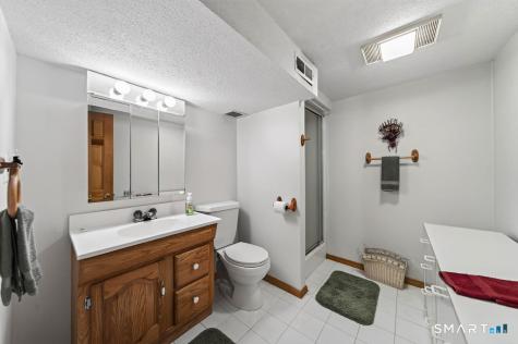 50 Summit Avenue East Haven CT 06512