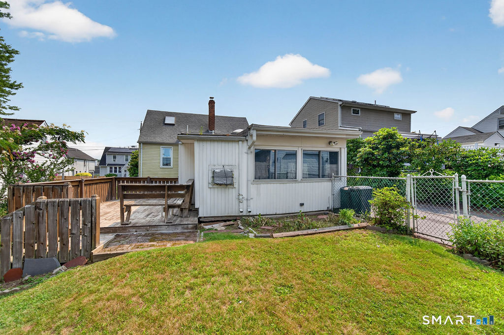 50 Summit Avenue East Haven CT 06512